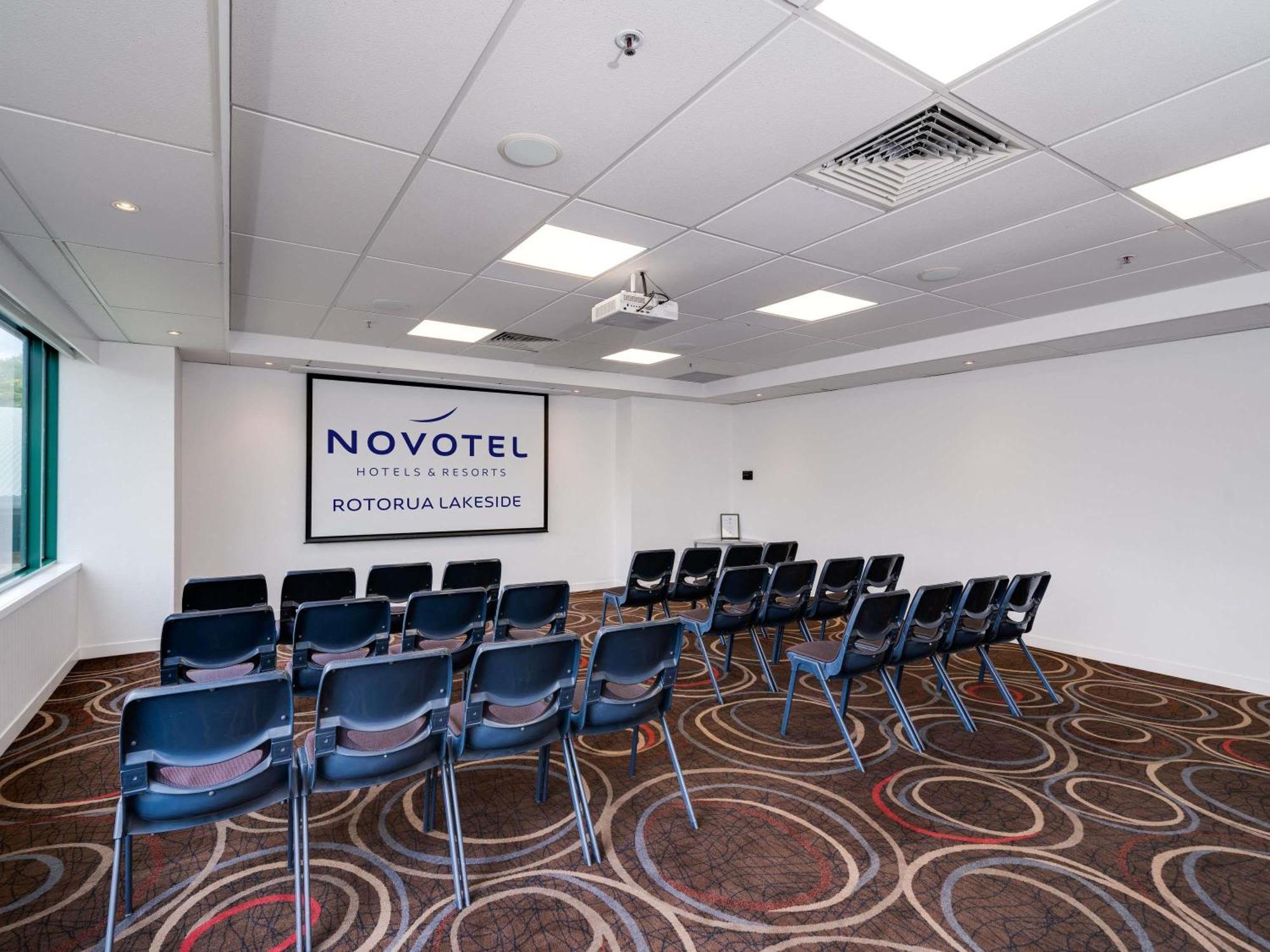 Novotel Rotorua Lakeside Eksteriør bilde